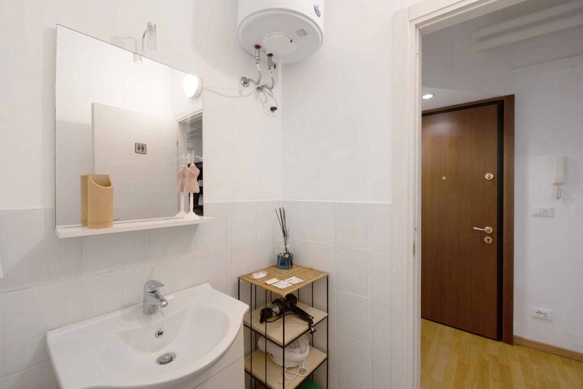 Ohana Bnb Genoa Exterior photo